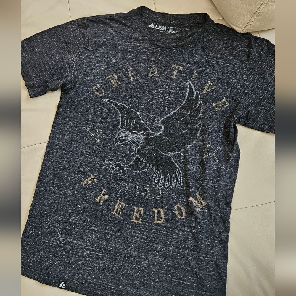🎁Mens lira tee shirt